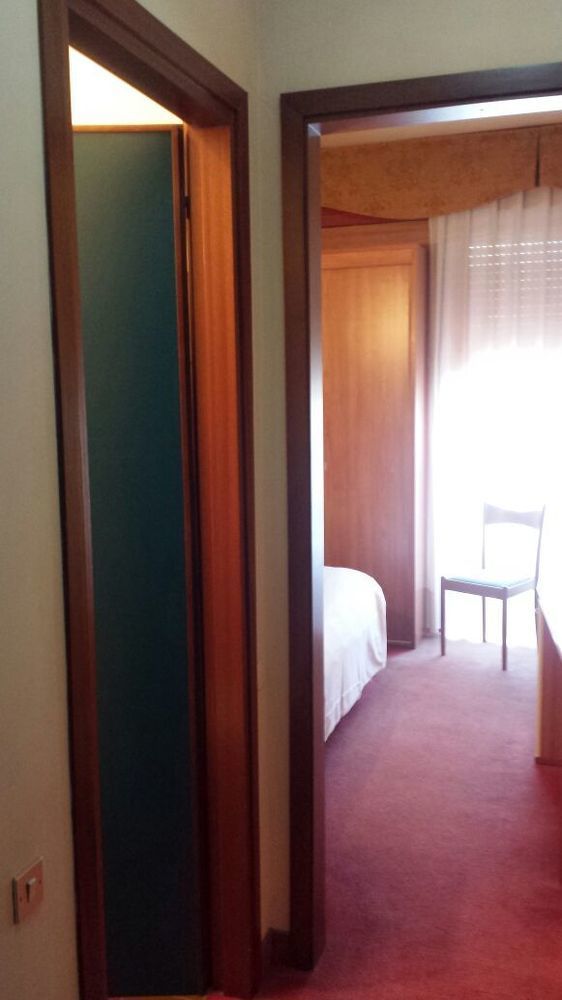 Hotel Palace روفيغو المظهر الخارجي الصورة